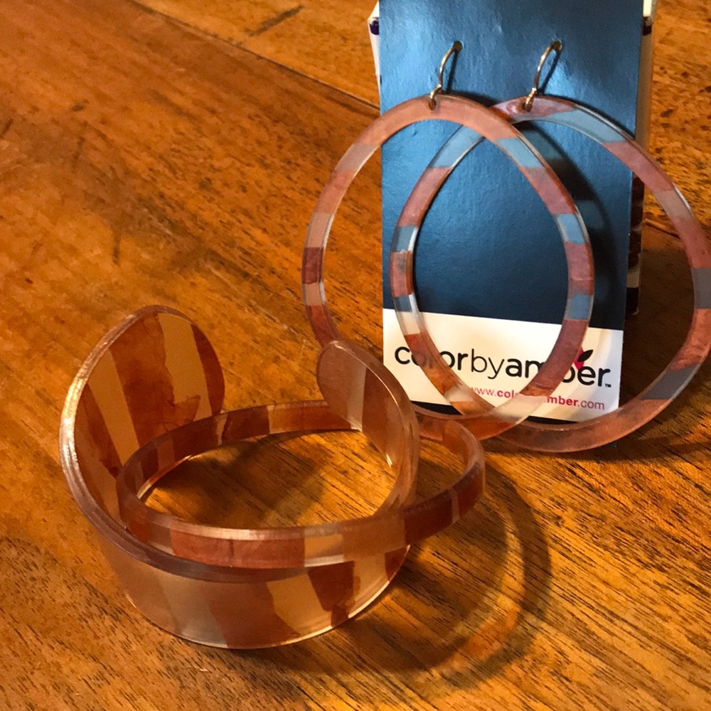 Eco-friendly jewelry